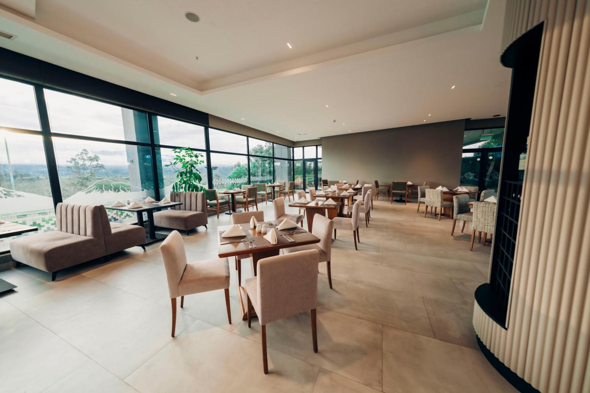 Hotel Wyndham Quito Airport Puembo Exterior foto